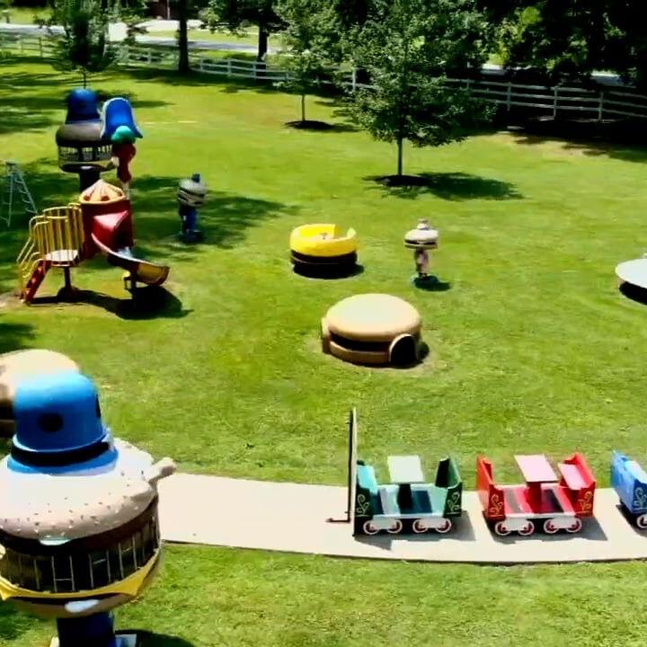 South Louisville fast food fan's yard transformed into 'McDonaldland'